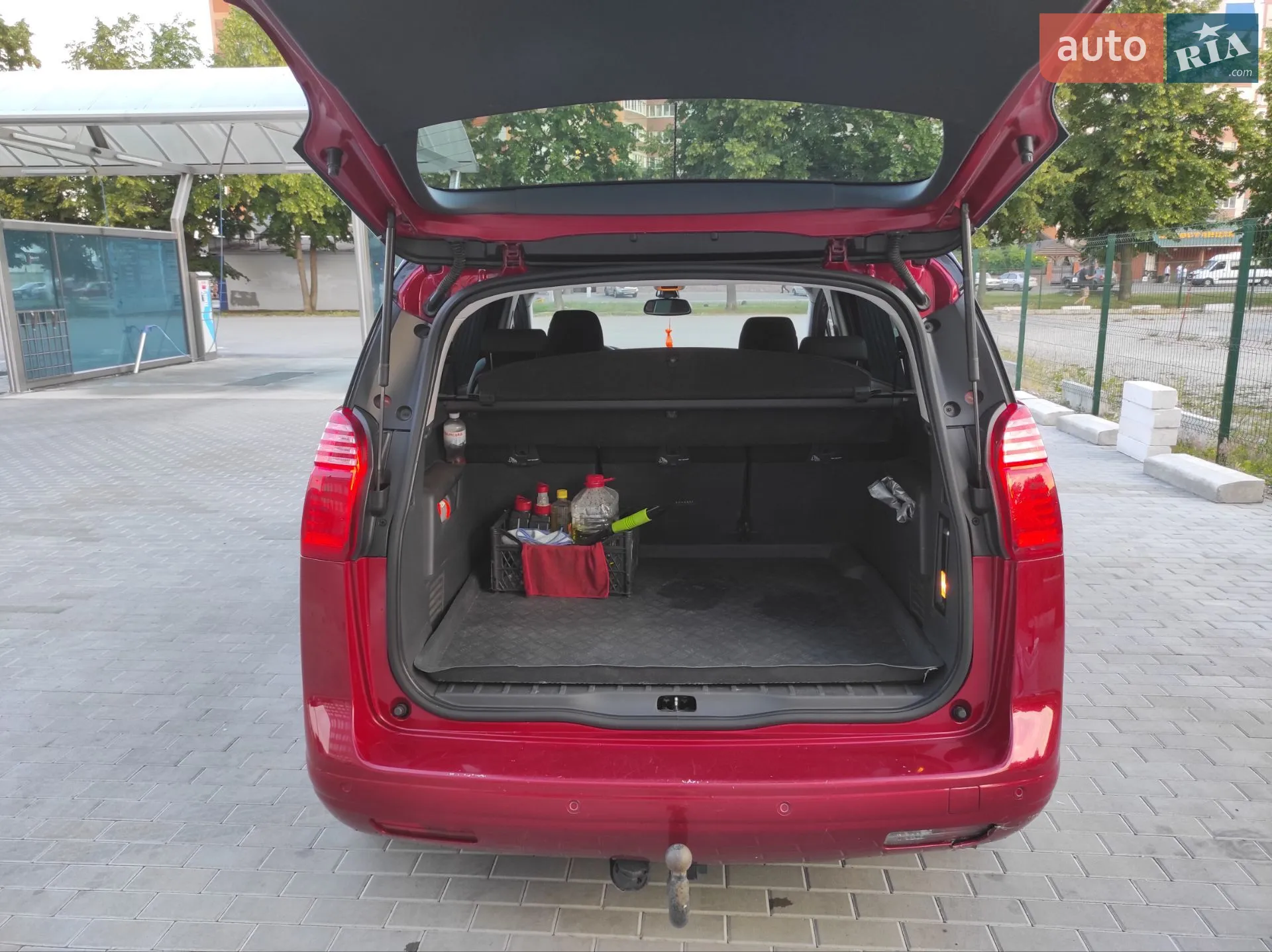2010 Peugeot 5008 - мініатюра 10