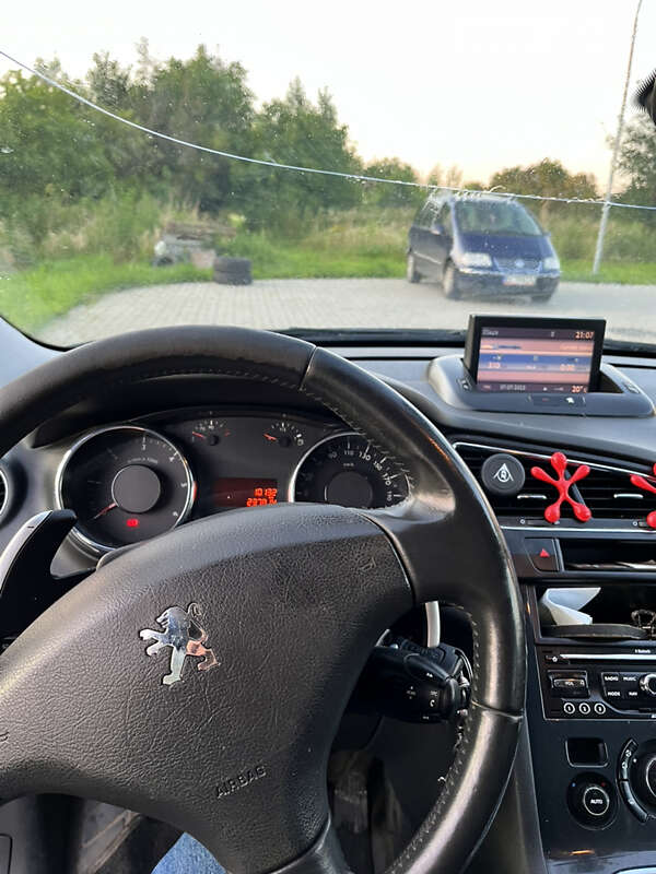 Микровэн Peugeot 5008 2011 в Стрые