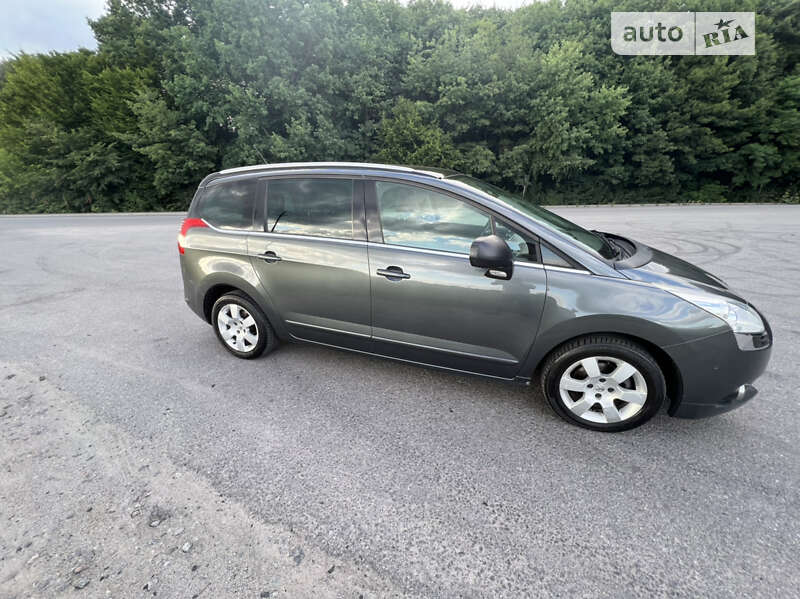 Мікровен Peugeot 5008 2013 в Вінниці