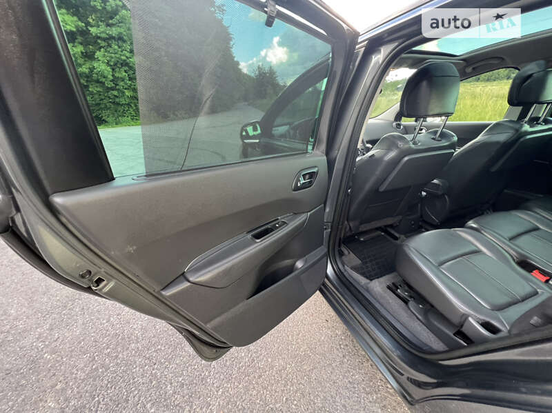 Мікровен Peugeot 5008 2013 в Вінниці