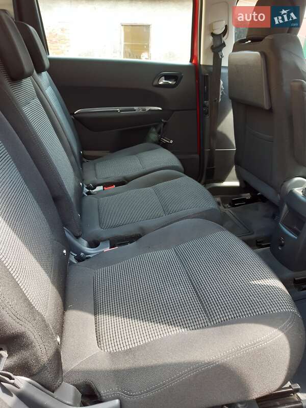 Мікровен Peugeot 5008 2010 в Теребовлі