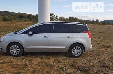 Мікровен Peugeot 5008 2013 в Івано-Франківську