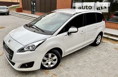 Мікровен Peugeot 5008 2015 в 