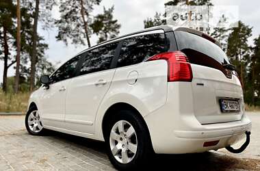 Мікровен Peugeot 5008 2015 в 