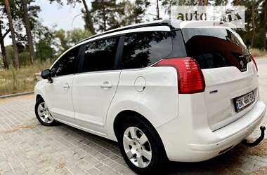Мікровен Peugeot 5008 2015 в 
