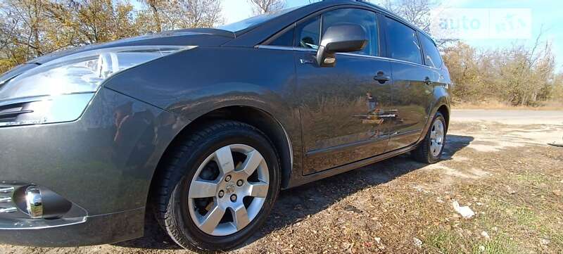 Мікровен Peugeot 5008 2012 в Дніпрі
