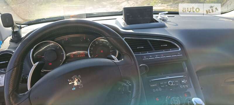 Мікровен Peugeot 5008 2012 в Дніпрі