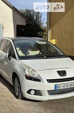 Мікровен Peugeot 5008 2011 в Бучачі