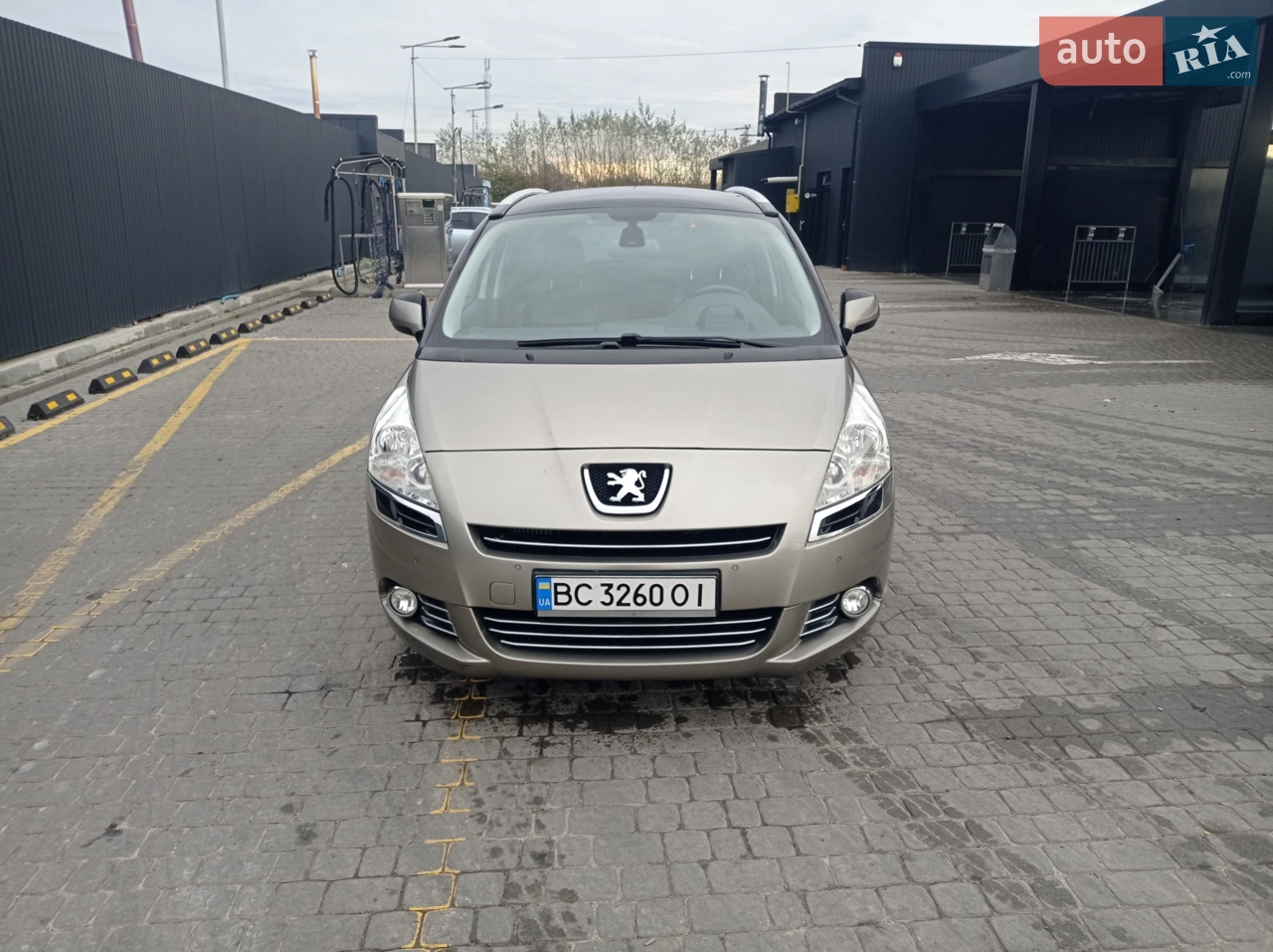 2011 Peugeot 5008 - мініатюра 14