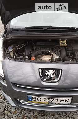 Мікровен Peugeot 5008 2011 в Василькові