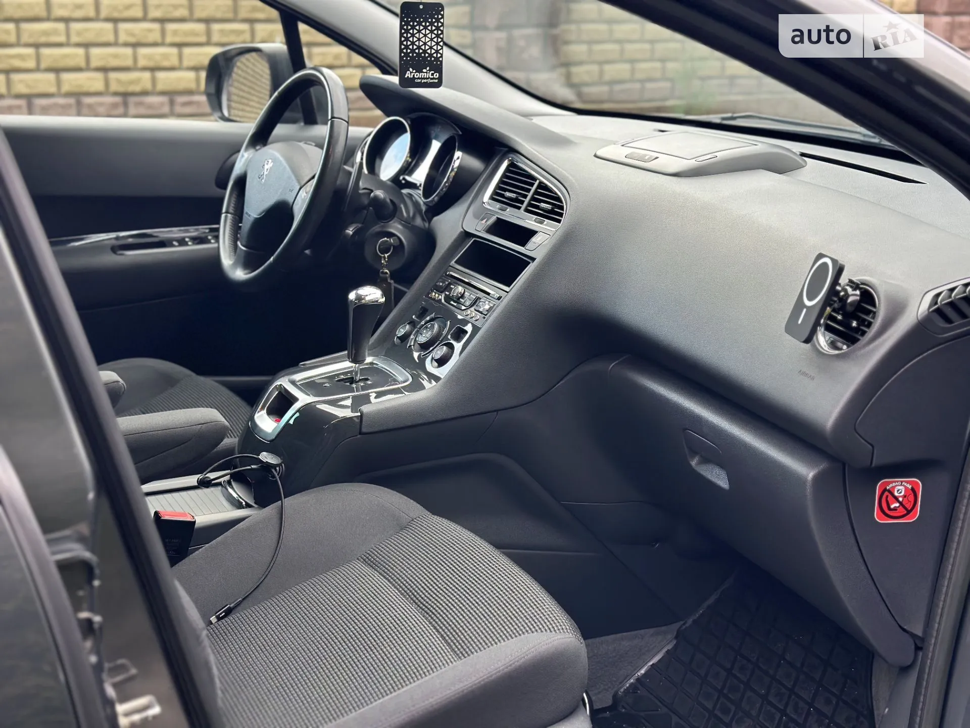 2014 Peugeot 5008 - мініатюра 18