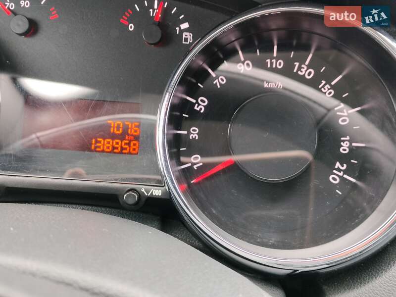 Мікровен Peugeot 5008 2010 в Коломиї