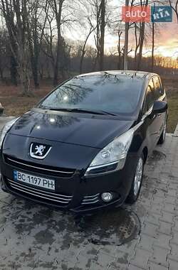 Мікровен Peugeot 5008 2013 в Дрогобичі