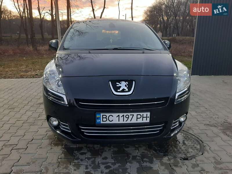 Мікровен Peugeot 5008 2013 в Дрогобичі