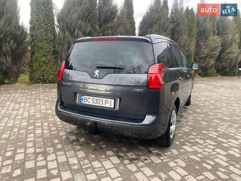 Мікровен Peugeot 5008 2010 в Самборі