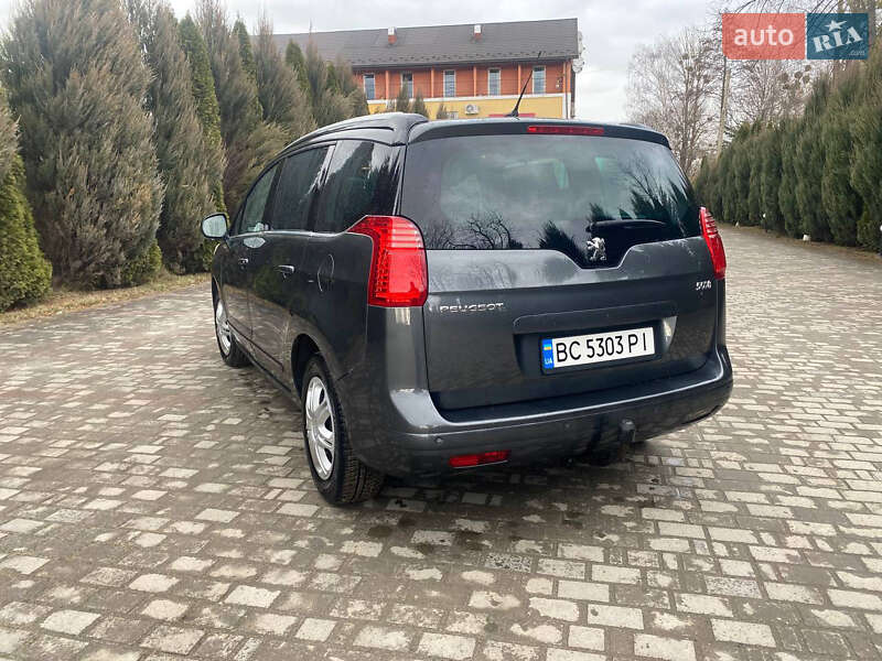 Мікровен Peugeot 5008 2010 в Самборі