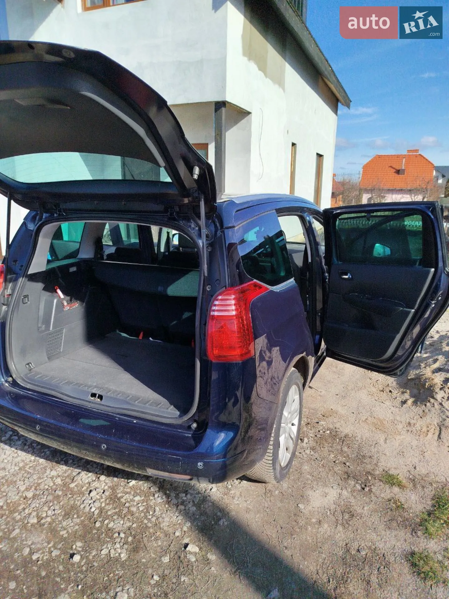 2010 Peugeot 5008 - мініатюра 3