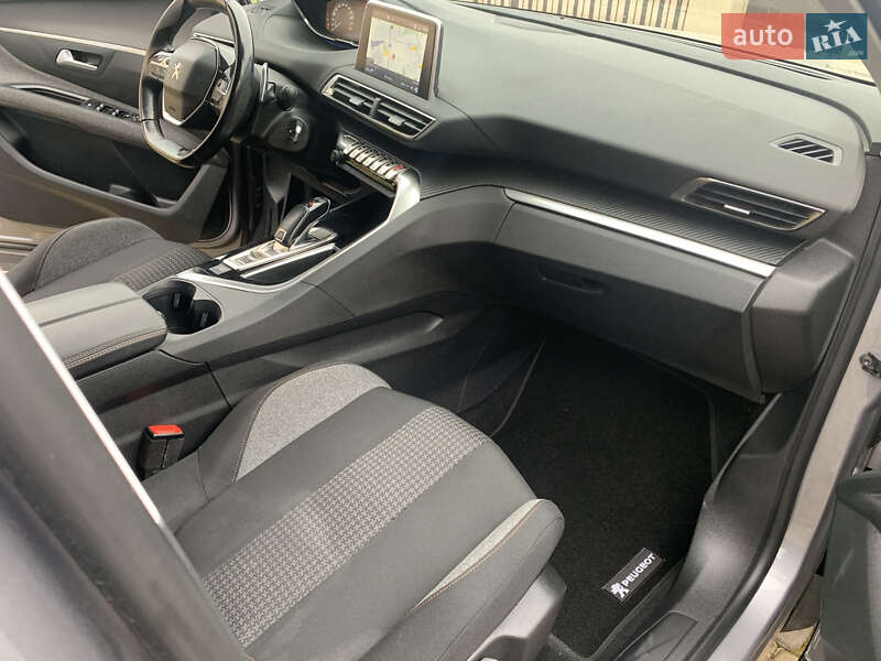 Внедорожник / Кроссовер Peugeot 5008 2018 в Львове фото 28 Внедорожник / Кроссовер Peugeot 5008 2018 в Львове