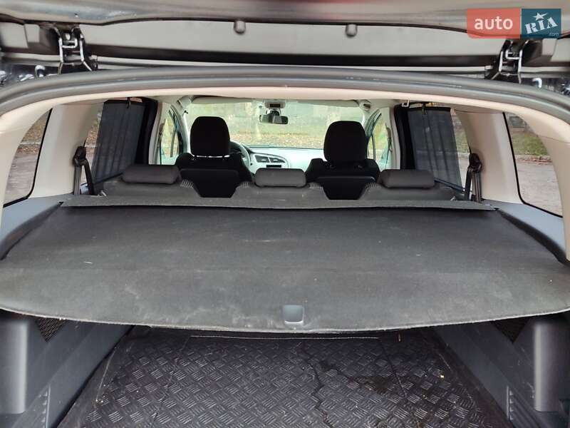 Мікровен Peugeot 5008 2010 в Хмельницькому