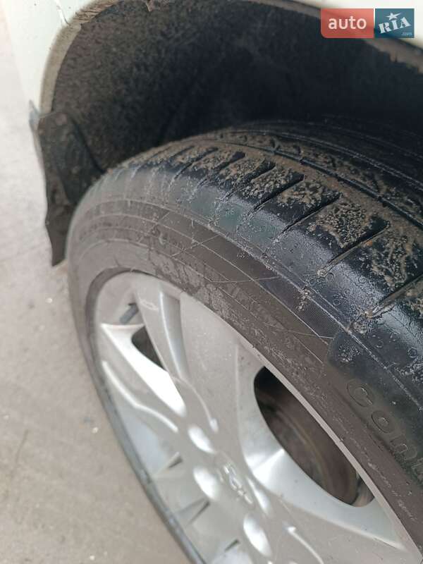 Микровэн Peugeot 5008 2011 в Светловодске