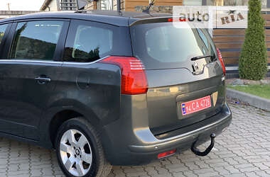 Мікровен Peugeot 5008 2014 в Стрию