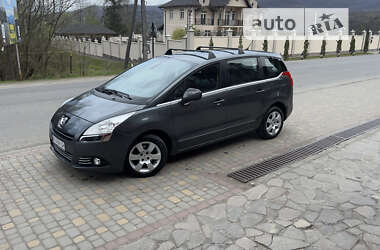 Мікровен Peugeot 5008 2011 в Сваляві