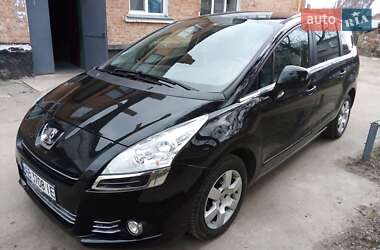 Микровэн Peugeot 5008 2012 в Калиновке