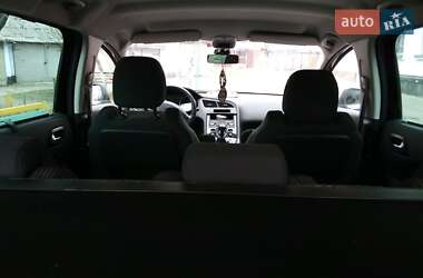 Мікровен Peugeot 5008 2012 в 