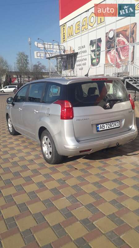 Мікровен Peugeot 5008 2013 в Гайсину