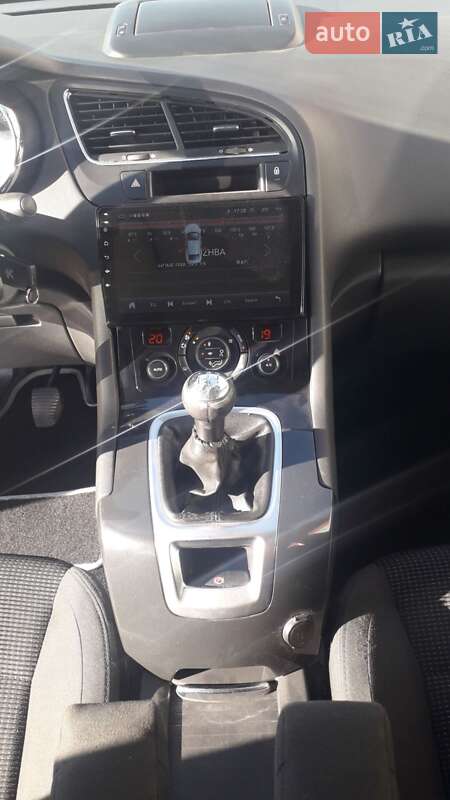 Мікровен Peugeot 5008 2013 в Гайсину