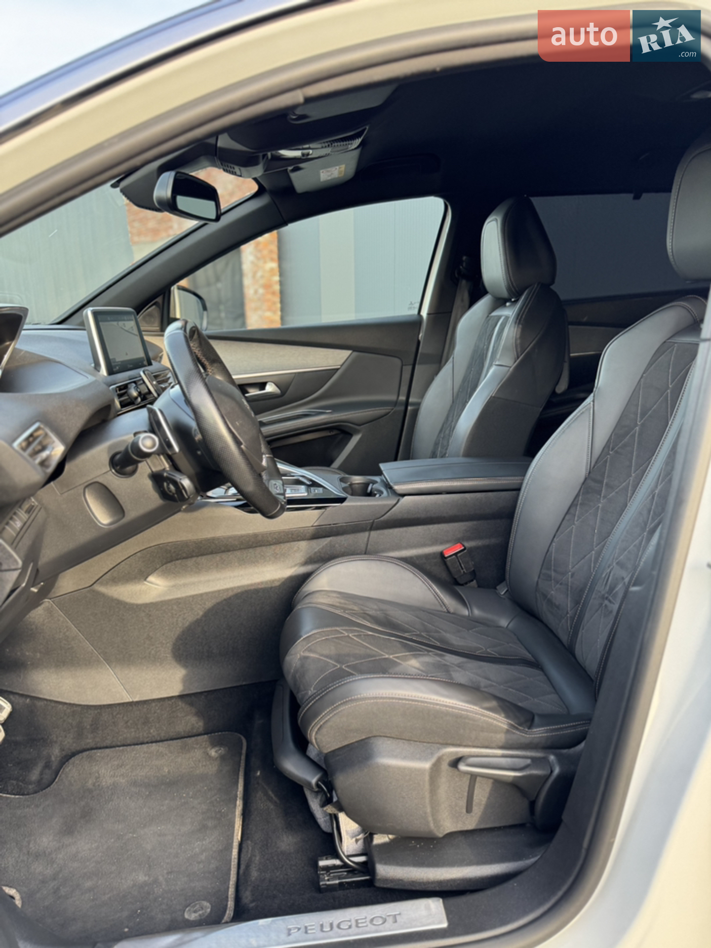 2018 Peugeot 5008 - мініатюра 15