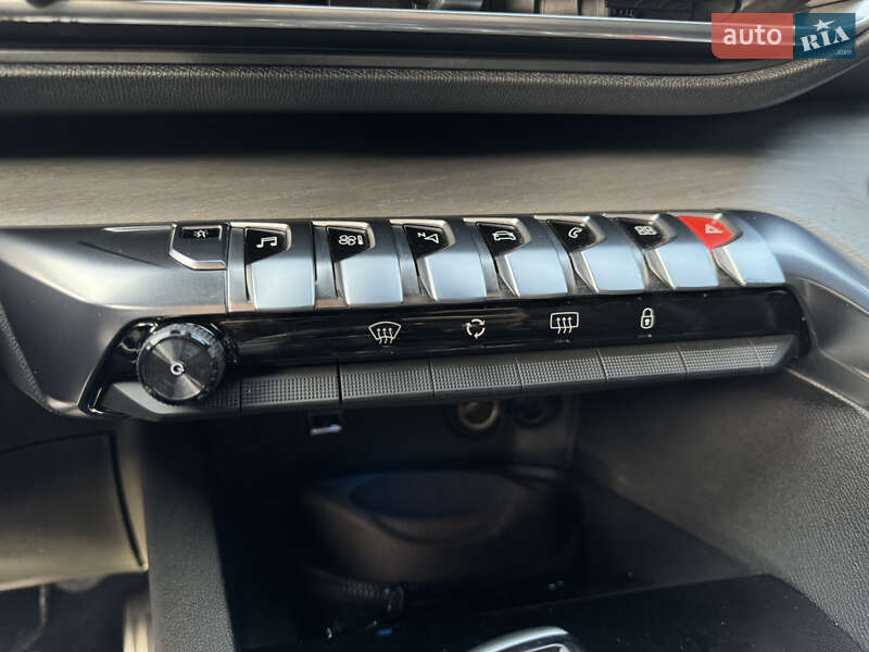 Позашляховик / Кросовер Peugeot 5008 2018 в Хмельницькому