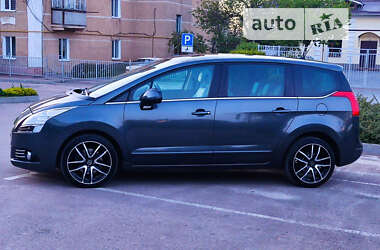 Микровэн Peugeot 5008 2010 в Бердичеве