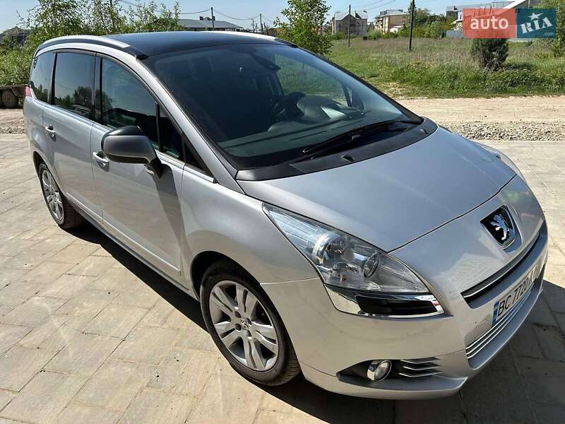 Мікровен Peugeot 5008 2011 в Самборі