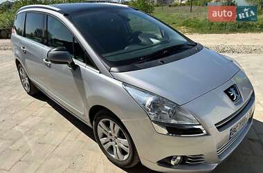 Микровэн Peugeot 5008 2011 в Самборе