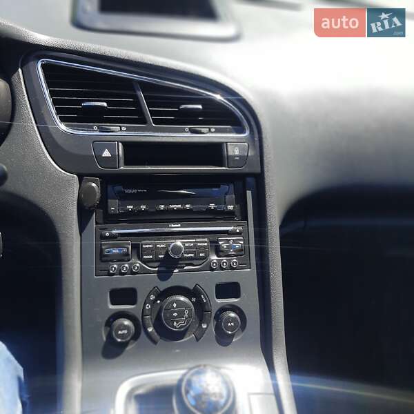 Мікровен Peugeot 5008 2009 в Горішніх Плавнях