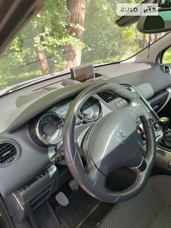 Микровэн Peugeot 5008 2012 в Богородчанах фото 4 Микровэн Peugeot 5008 2012 в Богородчанах