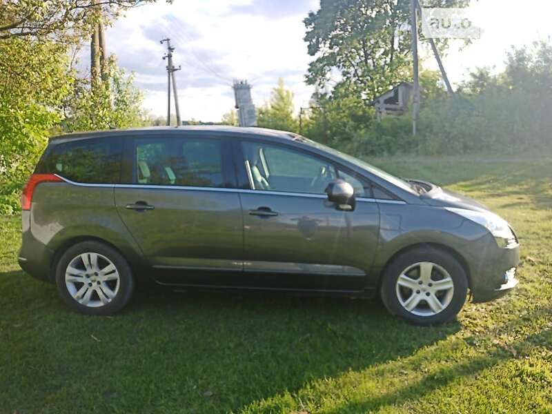 Мікровен Peugeot 5008 2009 в Харкові