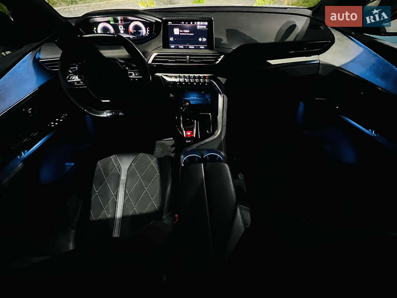 Позашляховик / Кросовер Peugeot 5008 2019 в Бердичеві