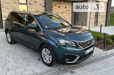 Позашляховик / Кросовер Peugeot 5008 2018 в Львові