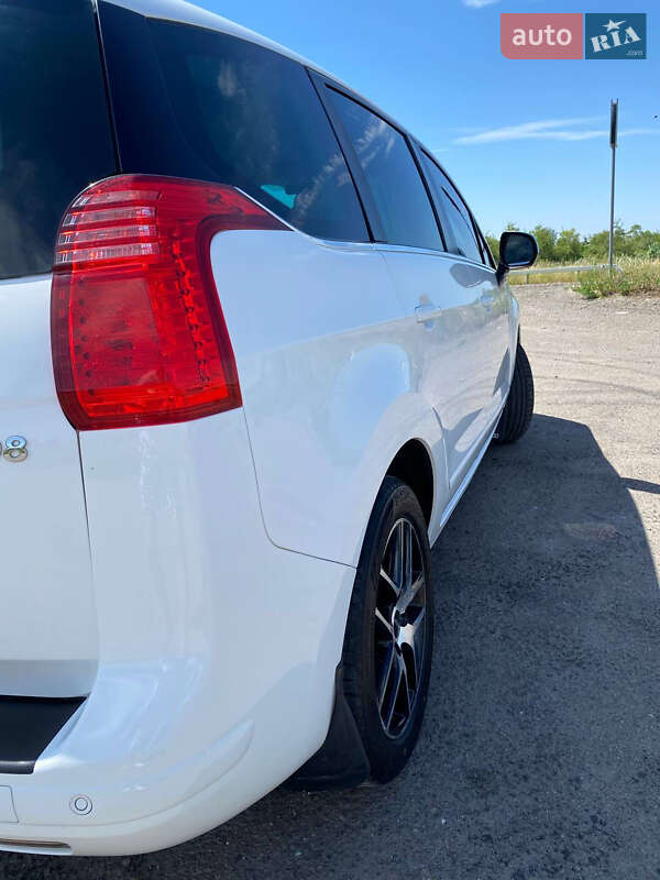 Микровэн Peugeot 5008 2013 в Львове