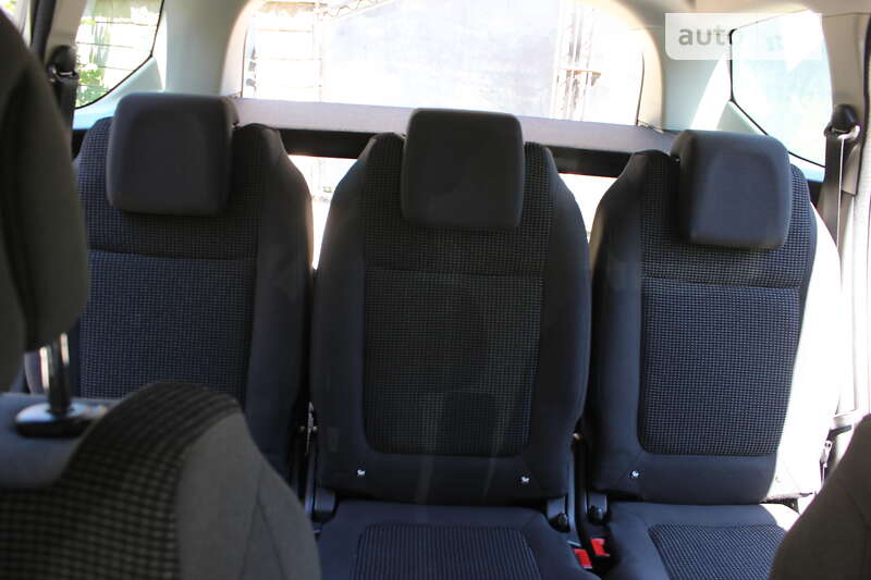 Микровэн Peugeot 5008 2013 в Бродах фото 10 Микровэн Peugeot 5008 2013 в Бродах