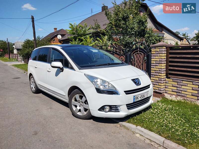 Peugeot 5008 2010