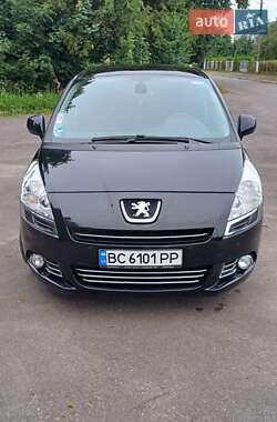 Микровэн Peugeot 5008 2011 в 