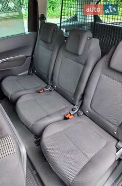 Микровэн Peugeot 5008 2011 в 