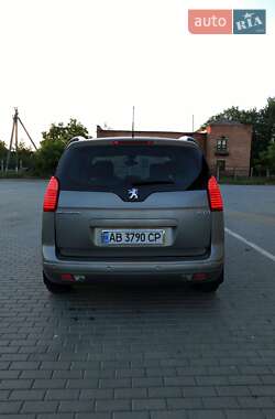 Микровэн Peugeot 5008 2011 в 