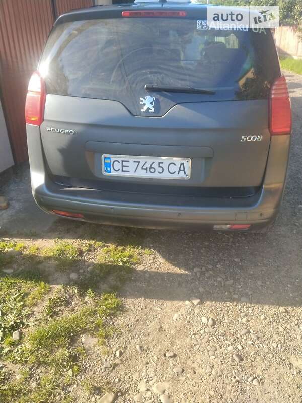 Мікровен Peugeot 5008 2010 в Чернівцях