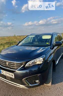 Позашляховик / Кросовер Peugeot 5008 2017 в Любомлі