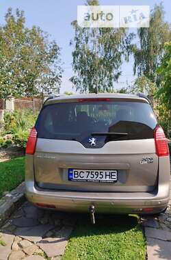 Мікровен Peugeot 5008 2013 в Львові