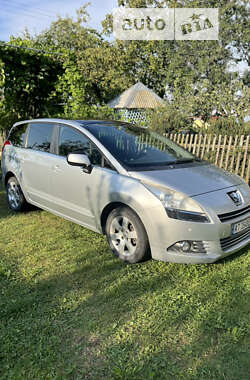 Микровэн Peugeot 5008 2011 в Калуше